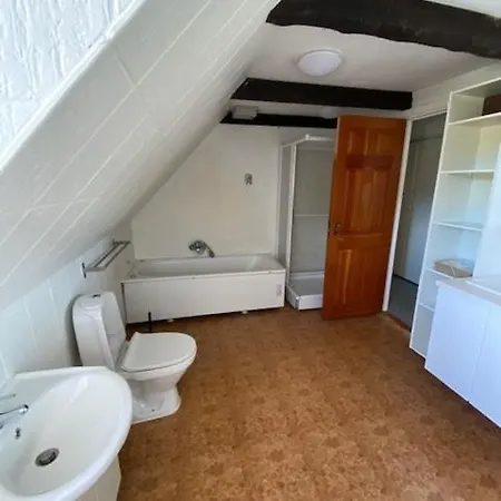 Apartment Dyrlundgaard Tilbyder Charmerende Ferielejlighed.