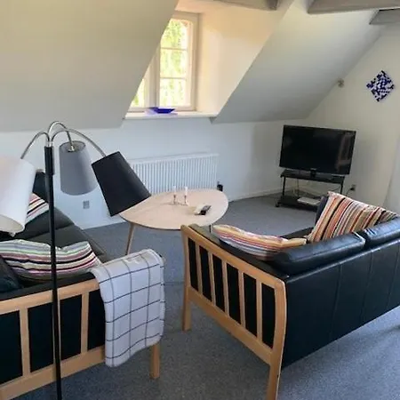 Dyrlundgaard Tilbyder Charmerende Ferielejlighed. Apartment